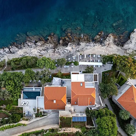 Apartament Levanat *