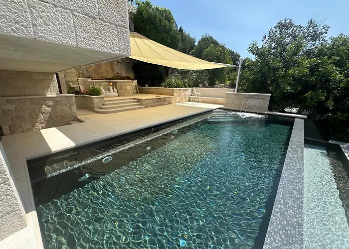 Levanat Apartamento *